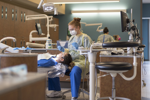 Big Thinker - Jessica Sherwood Jessica working in the Dental lab