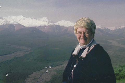 Sue Montesi in Peru