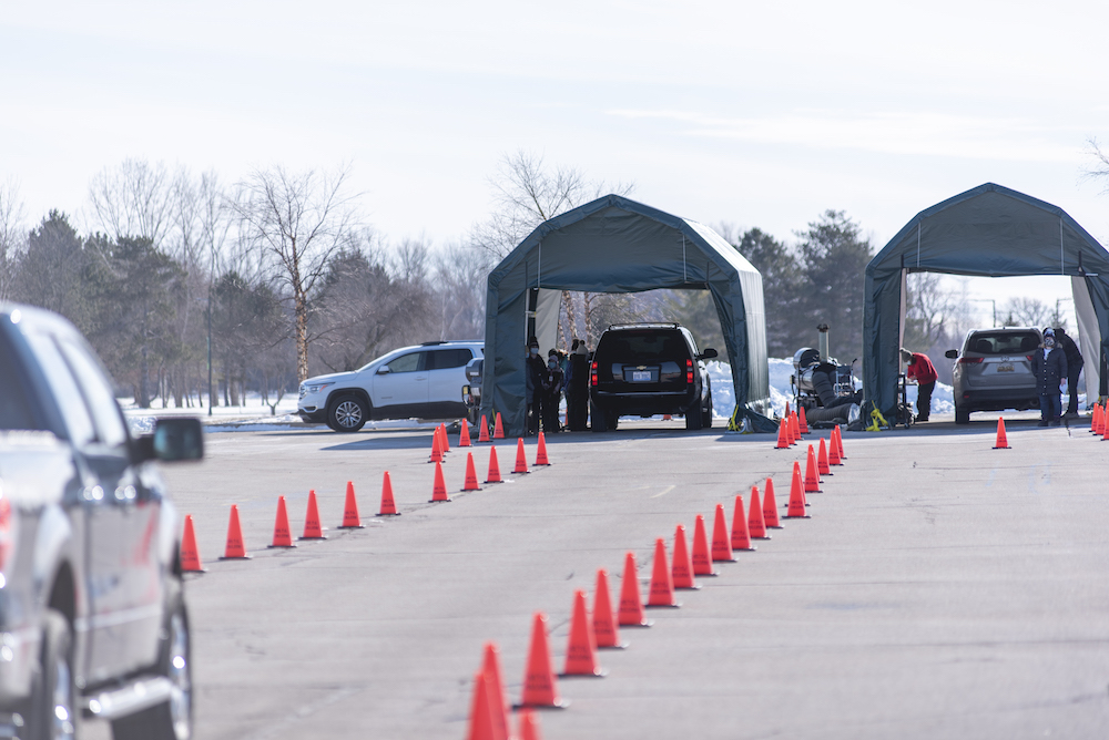 The two-lane vaccination site. 