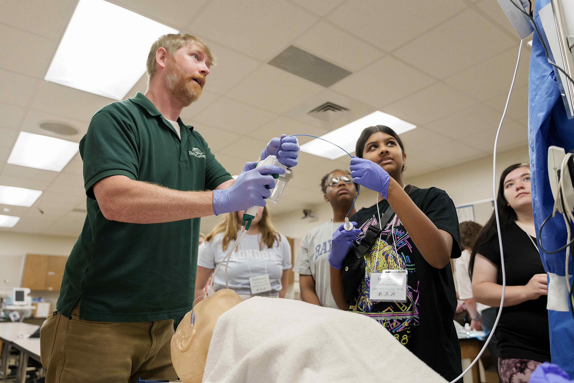 Campers working in the simulation lab