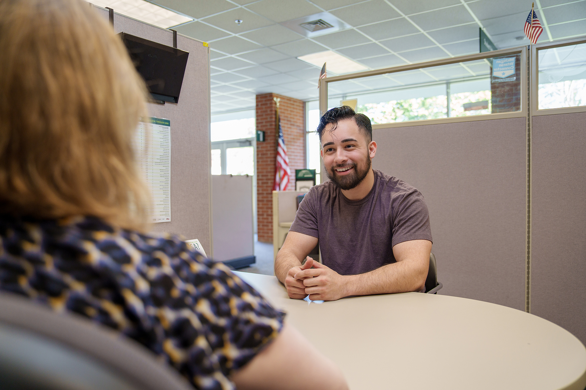 Student at the Veterans Services desk